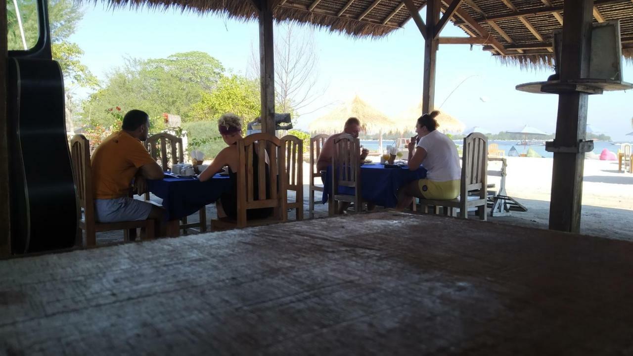 Sunset Beach Bungalow Gili Meno Exterior foto